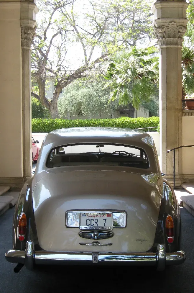 Gray 1963 Rolls-Royce Silver Cloud III exterior, photo 7 for wedding car rental
