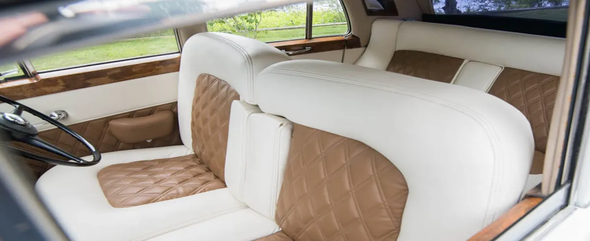 1964 Rolls Royce Silver Cloud interior for wedding car rental