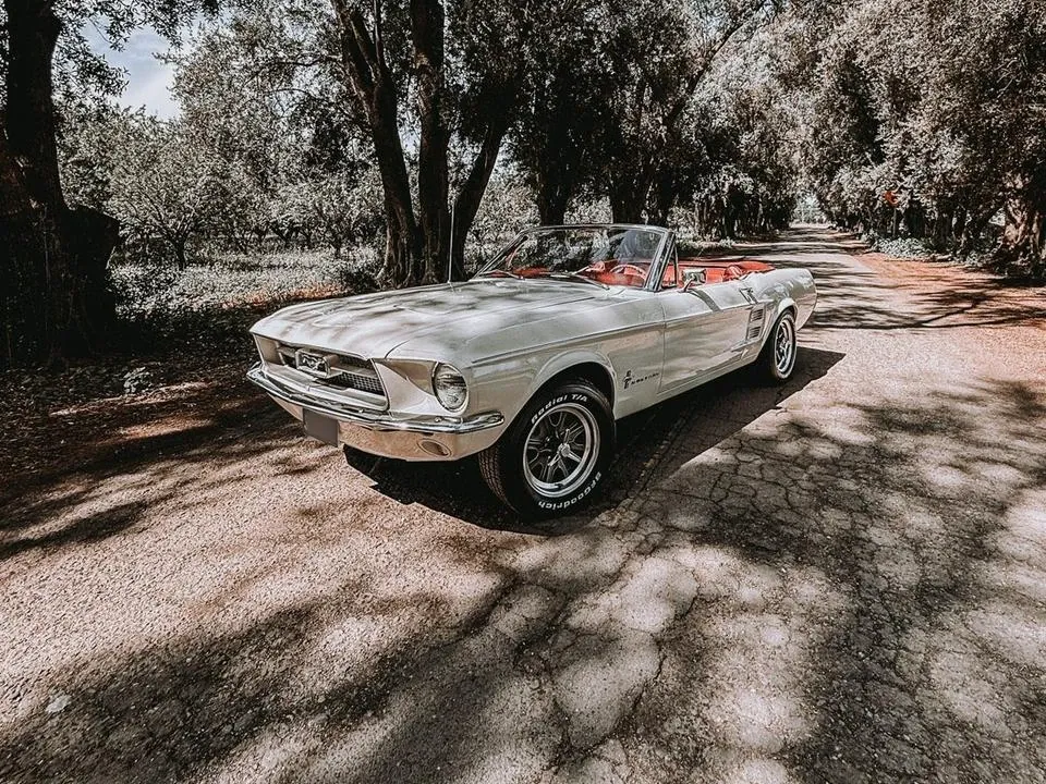 1967 Ford Mustang Convertible wedding car rental