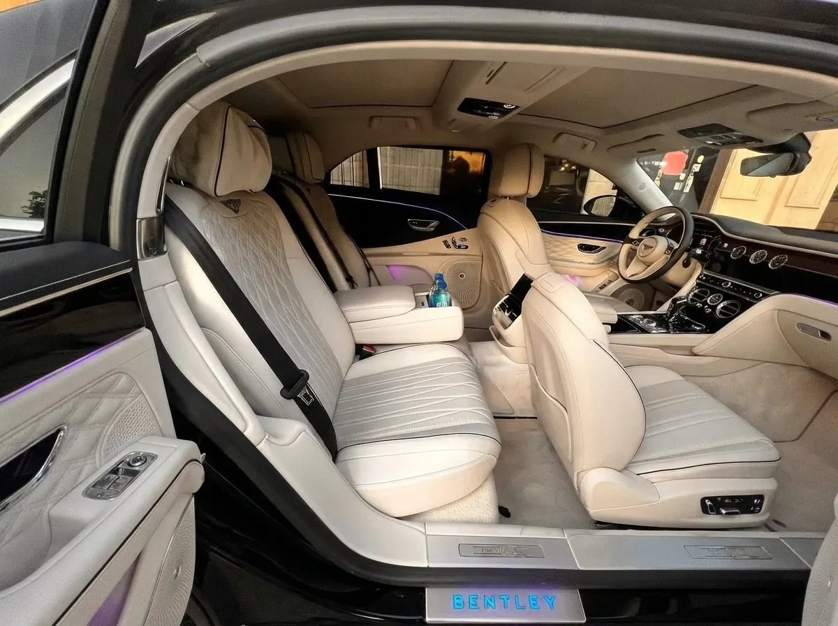 Black Bentley Mulsanne wedding car rental #2