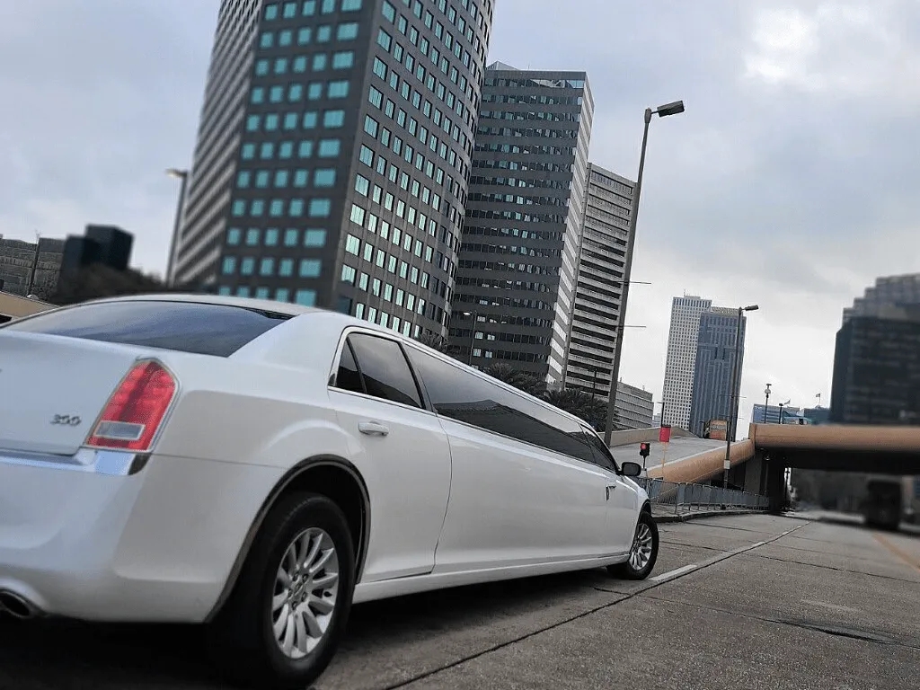 White C300 Limousine for limo rental in Texas