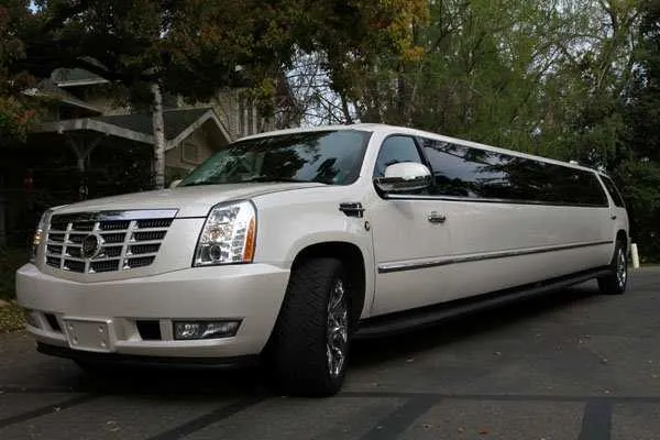 White Cadillac Escalade Limo for limo rental in Nevada