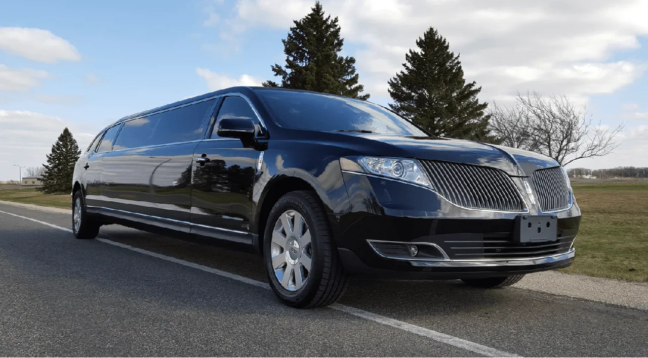 Black Lincoln Stretch limo for limo rental in Dallam County, TX