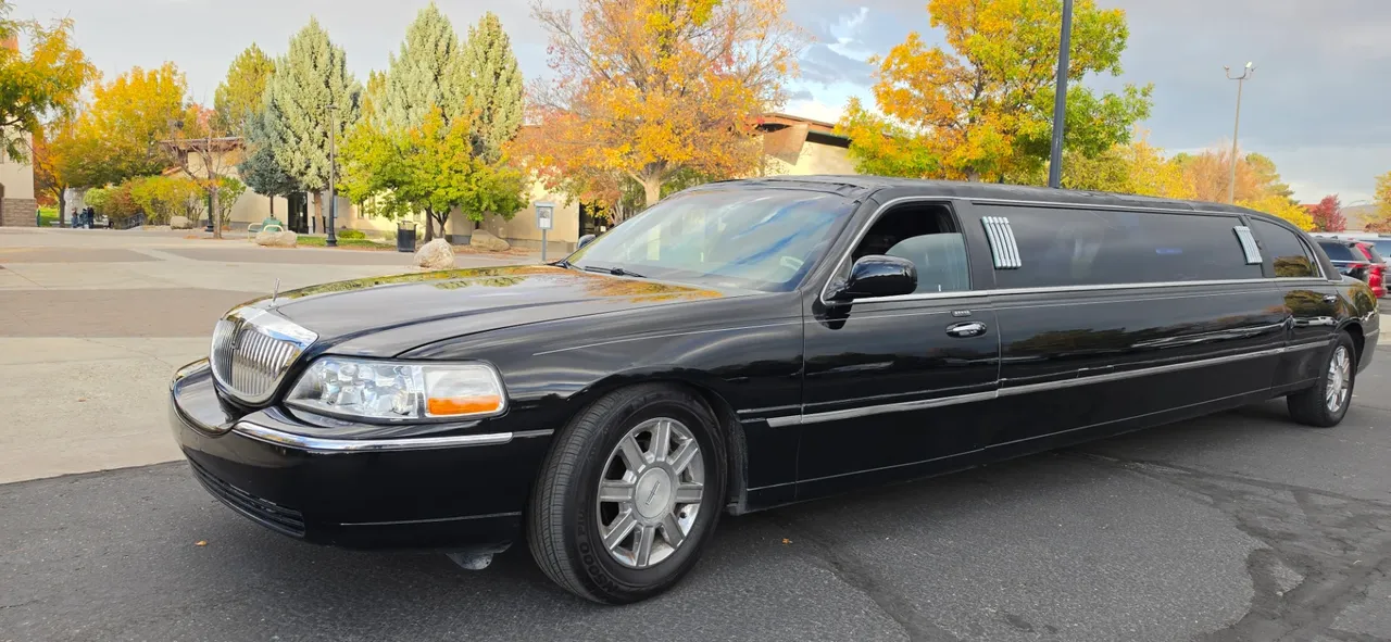 Black Lincoln Town Car Limousine rental #6