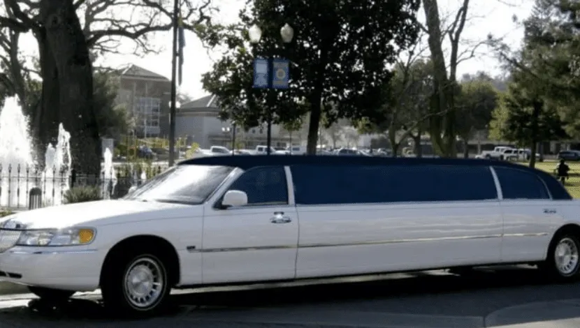 White Lincoln Towncar Limo Tuxedo for limo rental