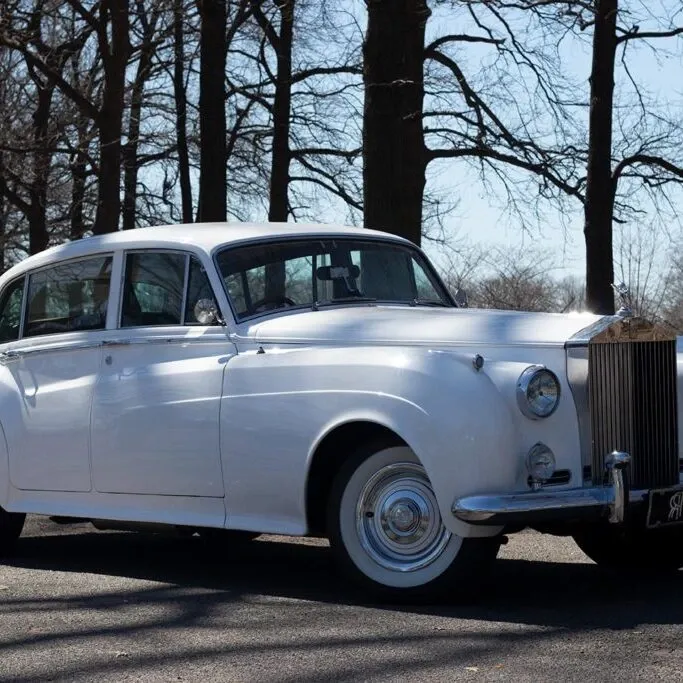 White Rolls-Royce for limo rental in Toms River, NJ