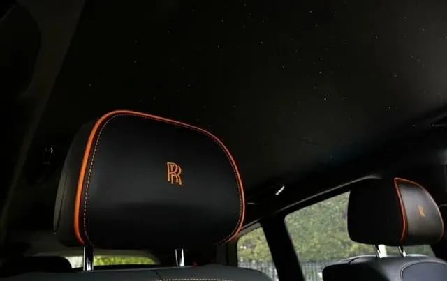 White Rolls-Royce Cullinan limo rental #6