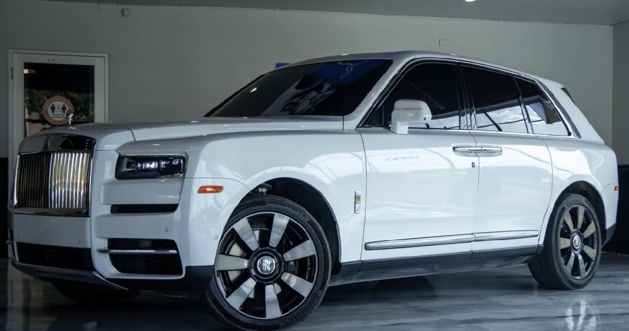 White Rolls-Royce Cullinan for limo rental in Southfield, MI