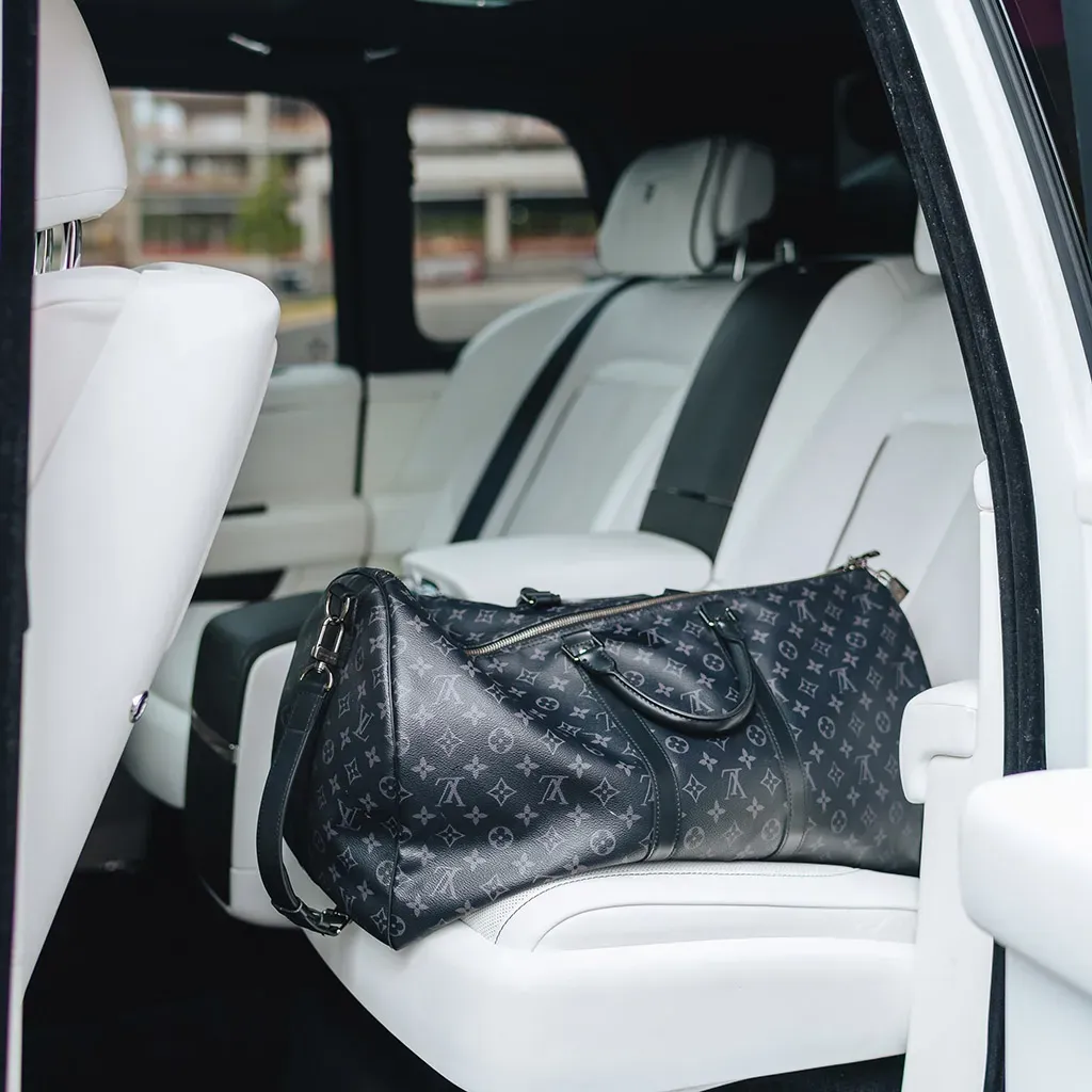 Rolls-Royce Cullinan with All White Interior, photo 9 for limo rental in Rockville, MD