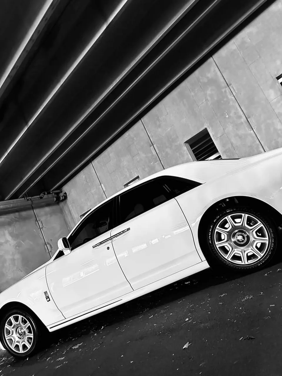 White Rolls-Royce Ghost Sedan exterior, photo 8 for limo rental in North Attleboro, MA