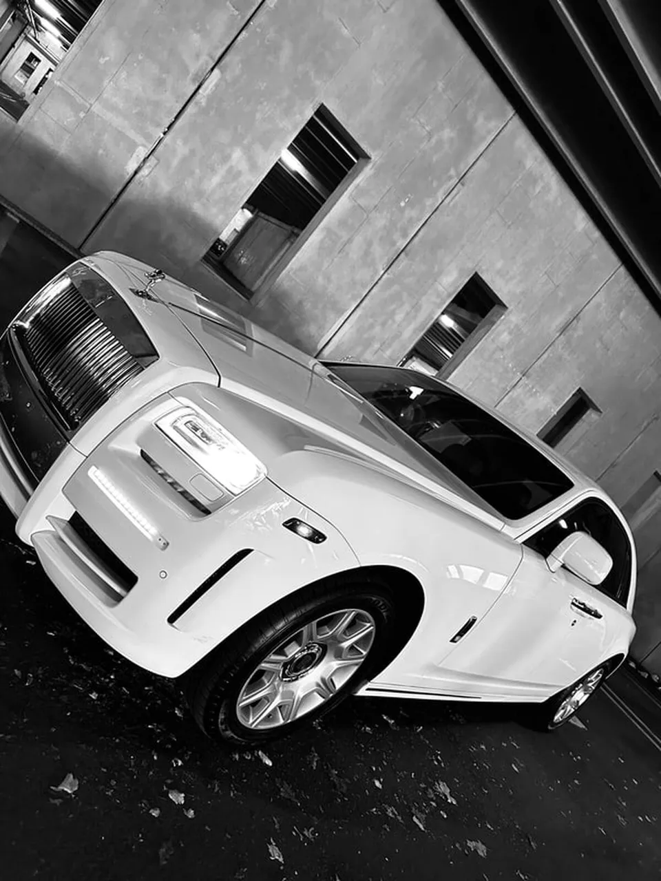 White Rolls-Royce Ghost Sedan exterior, photo 7 for limo rental in North Attleboro, MA