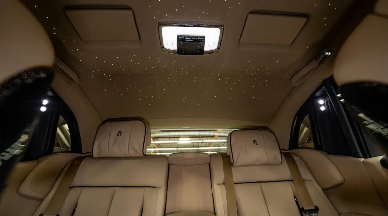 Rolls-Royce Phantom wedding car rental #2
