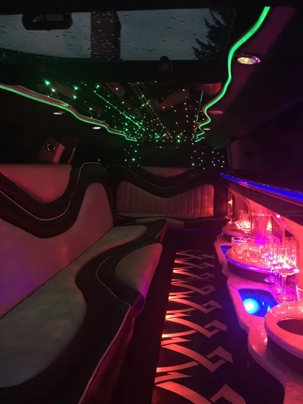 White Chrysler 300 Jet Door Limousine, photo 2 for limo rental