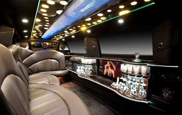 White Lincoln MKT Limousine rental #2