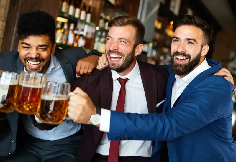 Pub and Bar Crawl in Tilden
